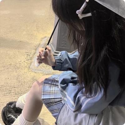 清秀俏佳人